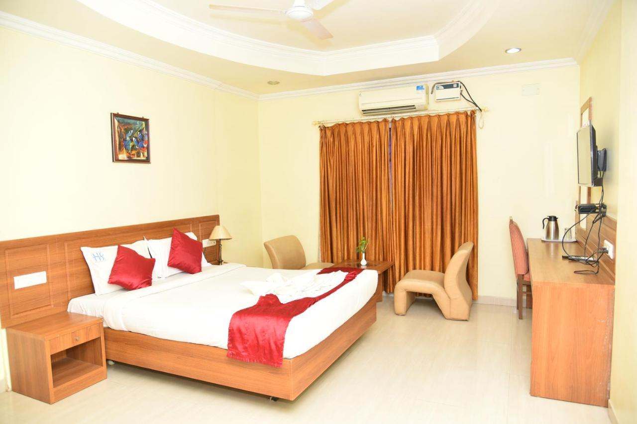 Hotel Sonas Tiruchirappalli エクステリア 写真