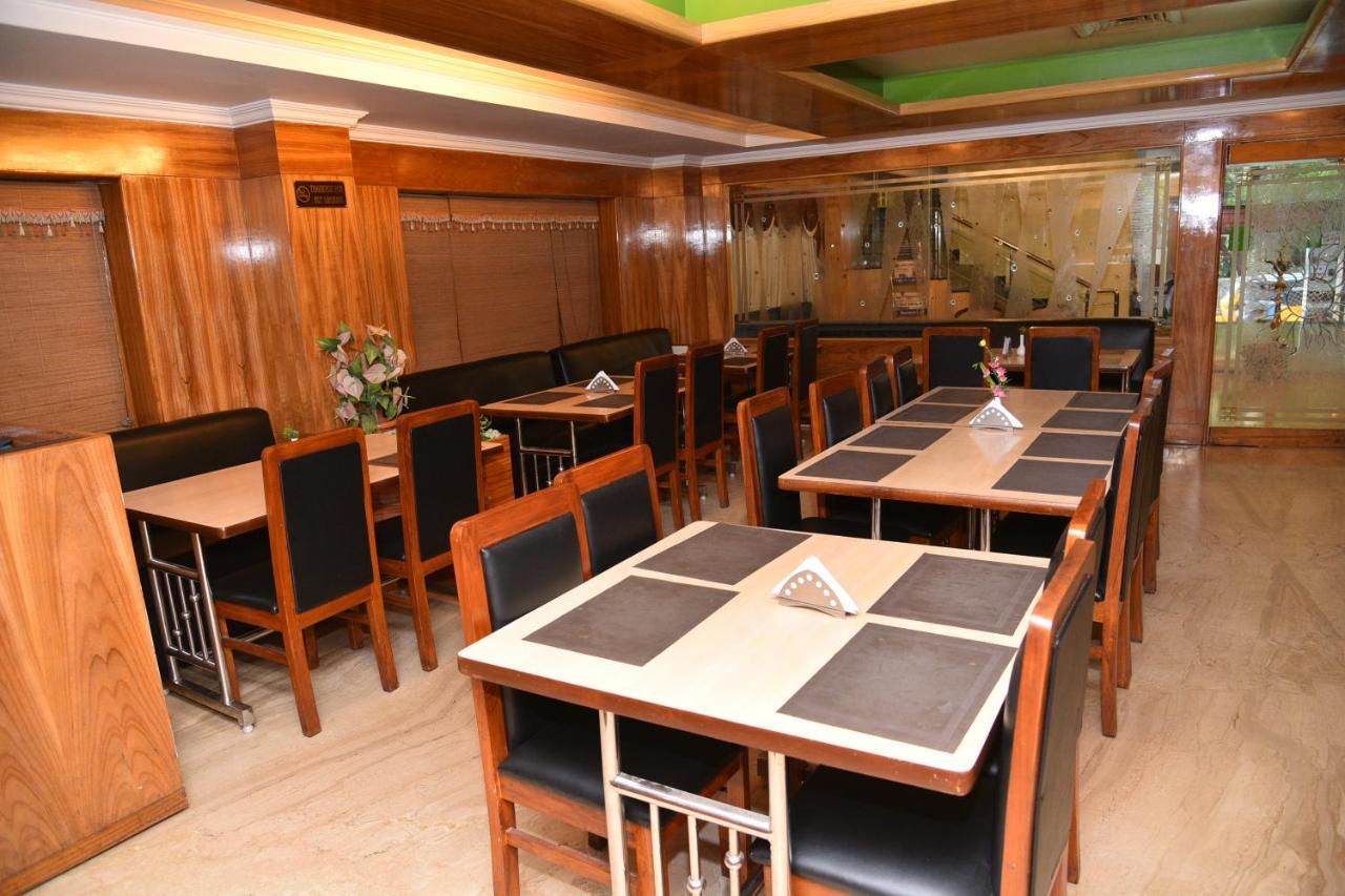 Hotel Sonas Tiruchirappalli エクステリア 写真