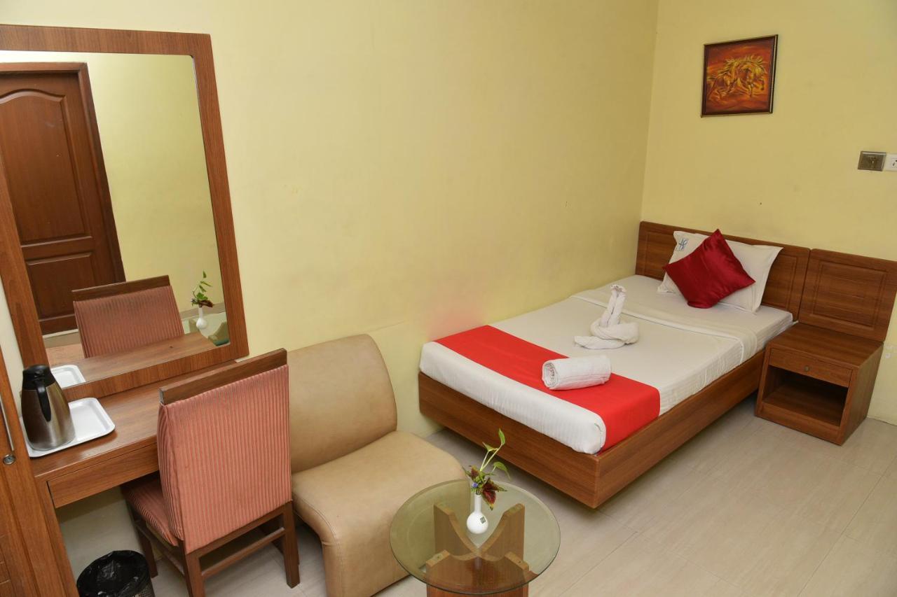 Hotel Sonas Tiruchirappalli エクステリア 写真