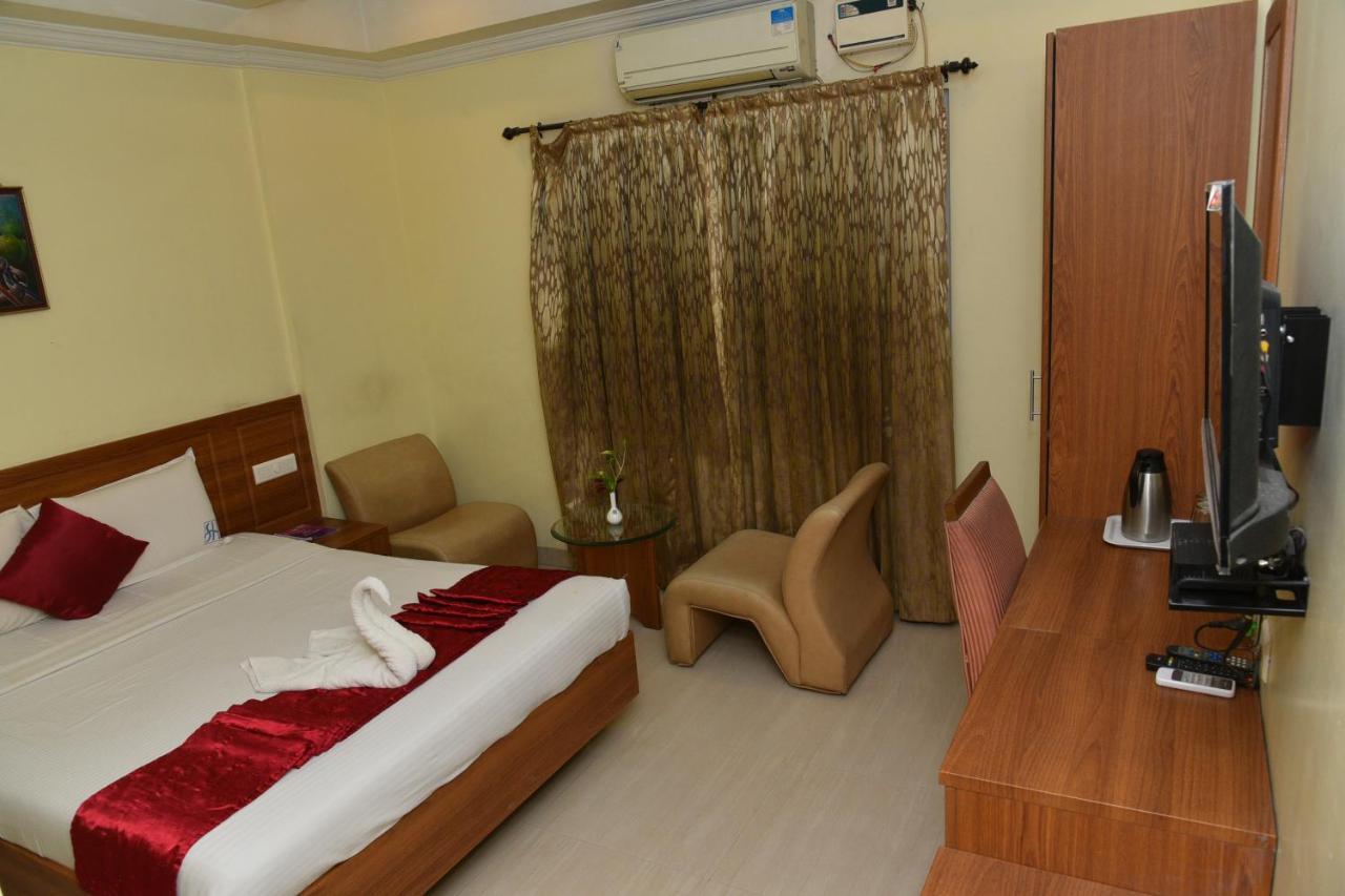 Hotel Sonas Tiruchirappalli エクステリア 写真