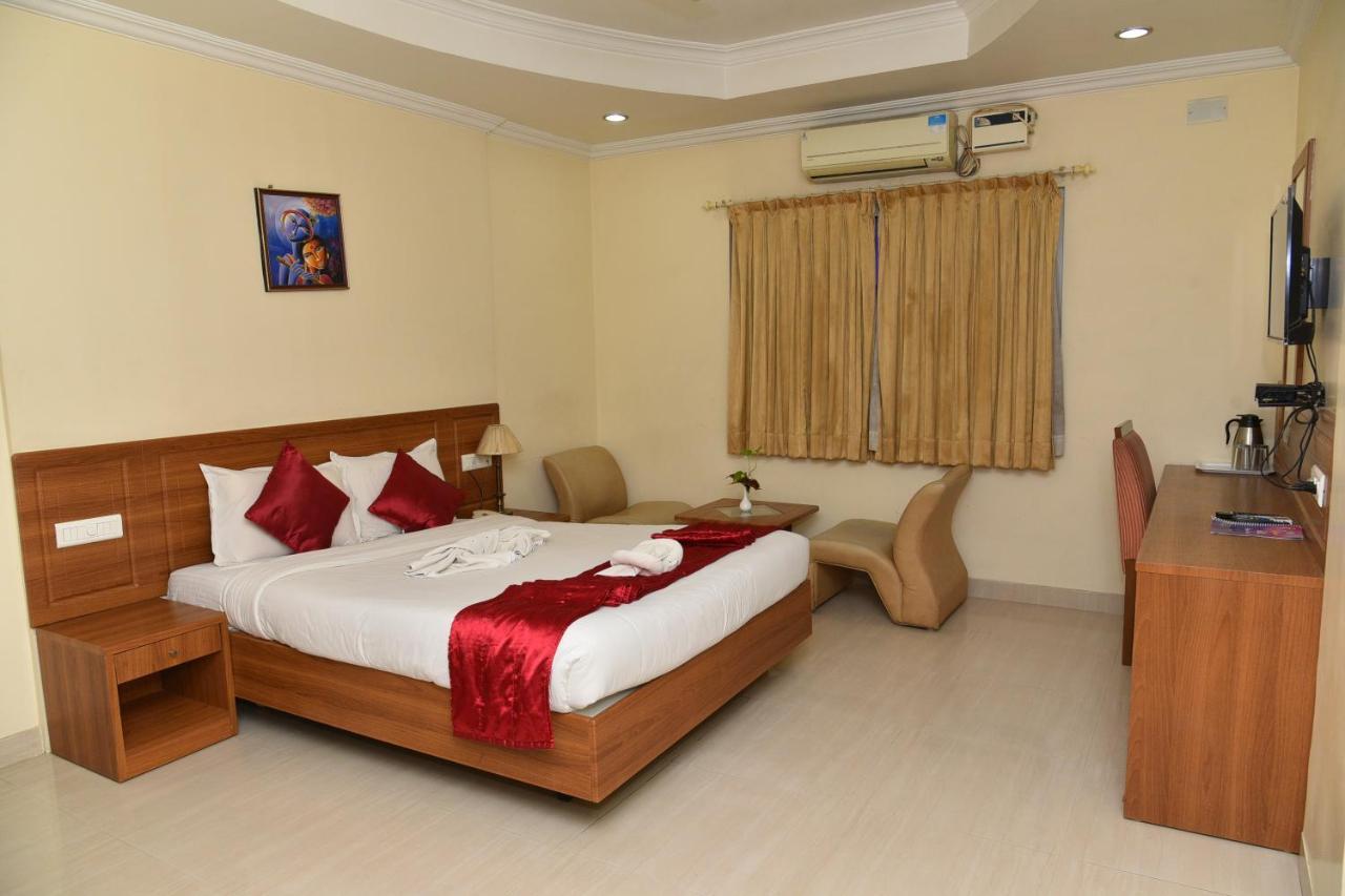 Hotel Sonas Tiruchirappalli エクステリア 写真