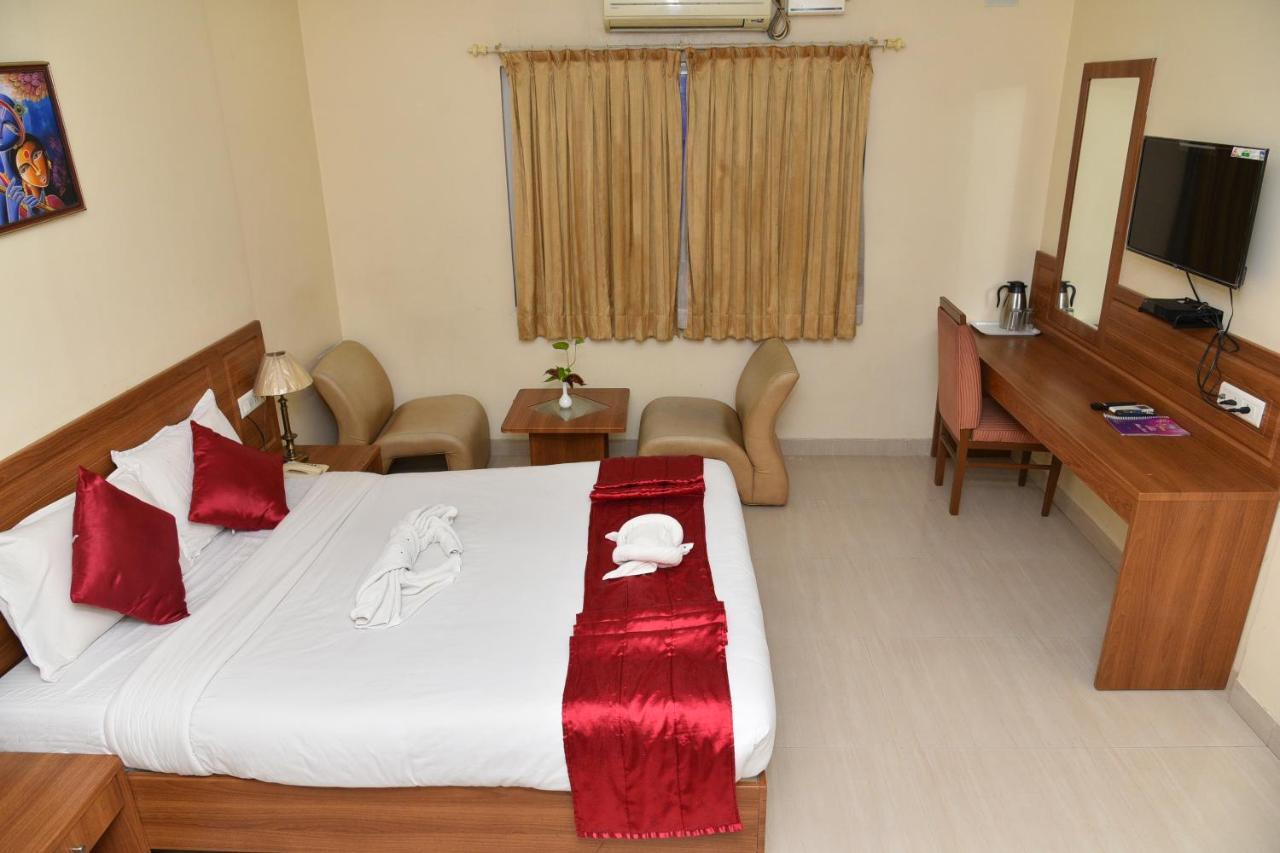 Hotel Sonas Tiruchirappalli エクステリア 写真