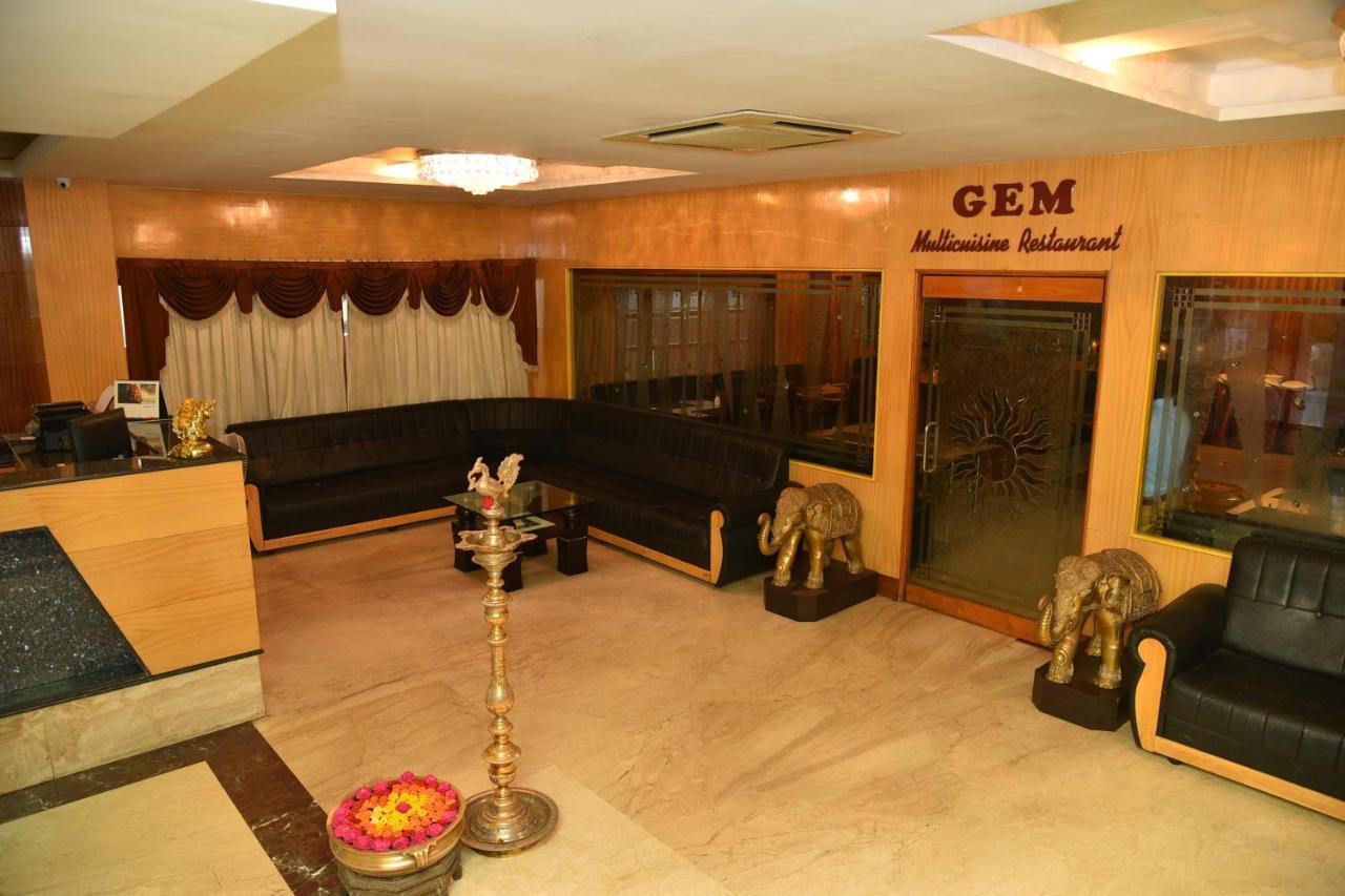 Hotel Sonas Tiruchirappalli エクステリア 写真