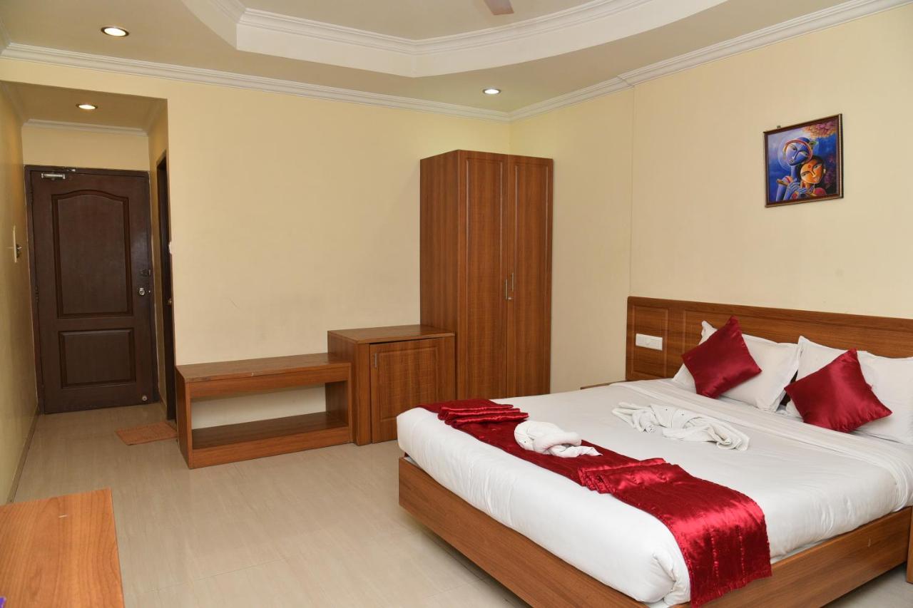 Hotel Sonas Tiruchirappalli エクステリア 写真